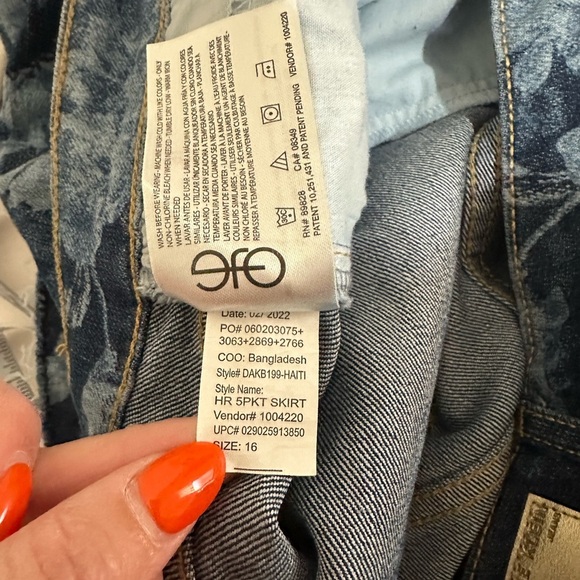 Anne Klein Size 16 Blue Denim Floral Pocket Haiti Mini Skirt - Picture 6 of 7